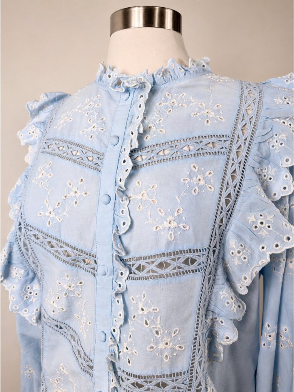 Sézane Irma Shirt Light Blue Ecru Embroidered Ruffle Blouse Size FR 46/ US 14 - Picture 5 of 16